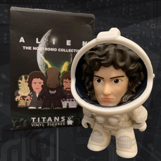 Titans - Alien - Ripley in Spacesuit