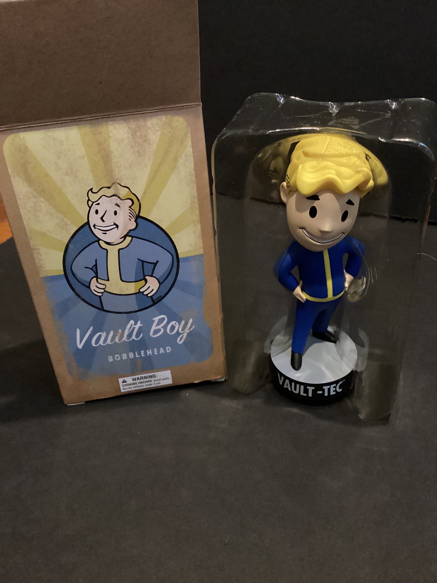 Figurine